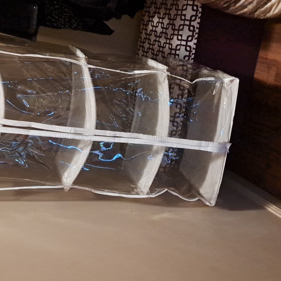 Hanging Closet Organizer and Storage - Picture 2 of 6